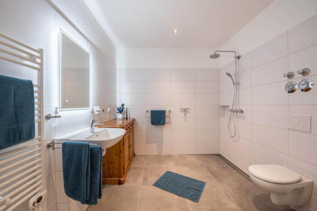 Ferienwohnung Max Гилхинг Екстериор снимка