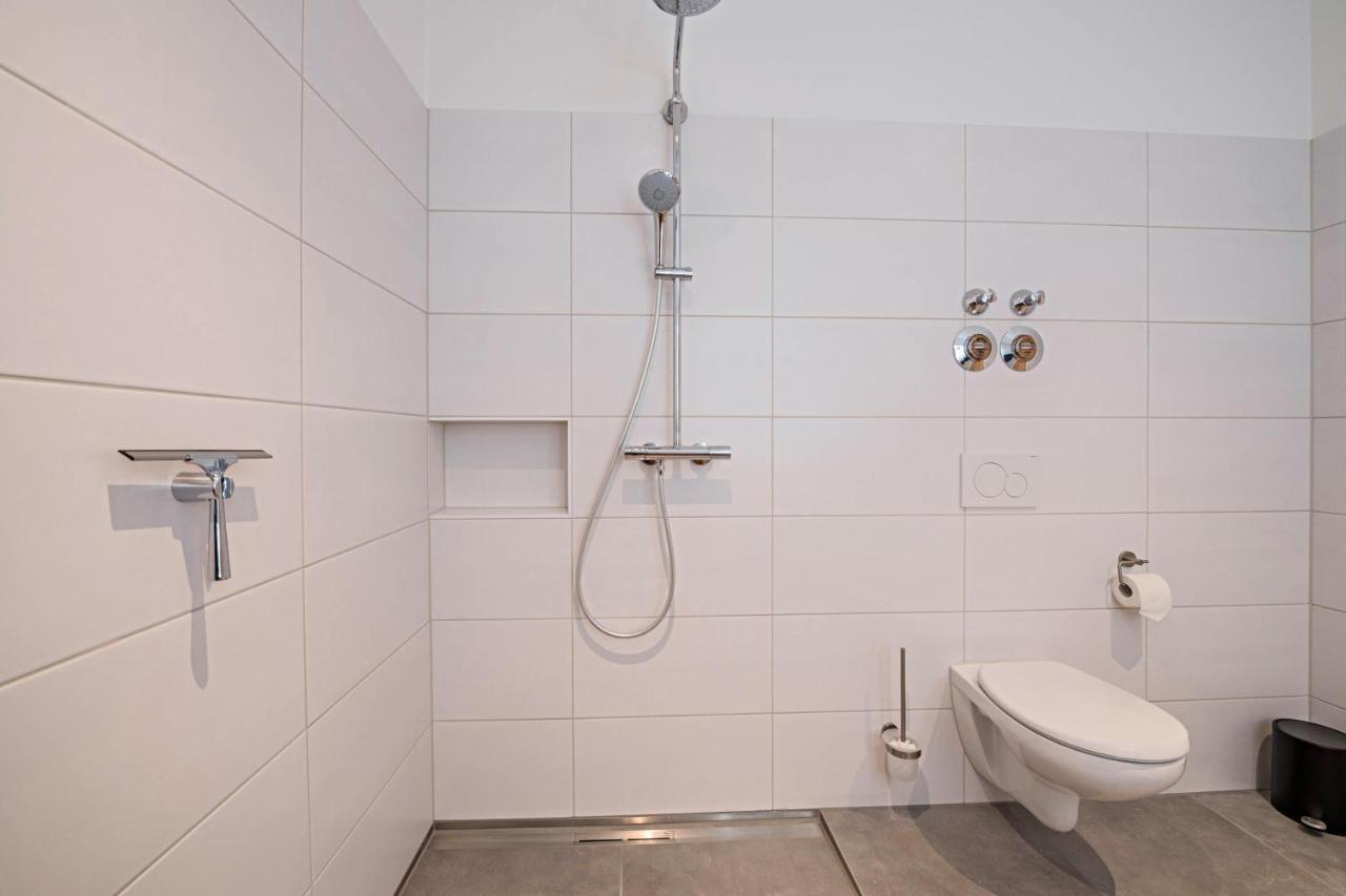 Ferienwohnung Max Гилхинг Екстериор снимка